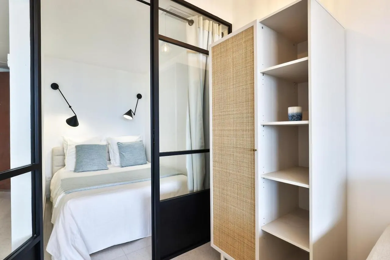 Incroyable Vue Mer, 2 Pieces Refait A Neuf Avec Piscine Sur Le Toit/ Wifi/Ac Nice