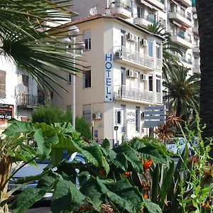 Azur Hotel