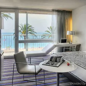 4* فندق ميركيور بروميناد ديزونغليه